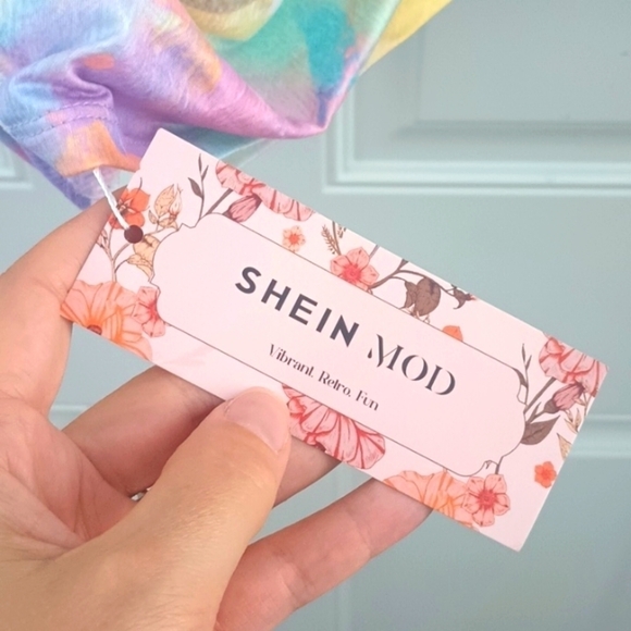 NWT Shein rainbow multi color halter crop top size XS - Picture 3 of 6